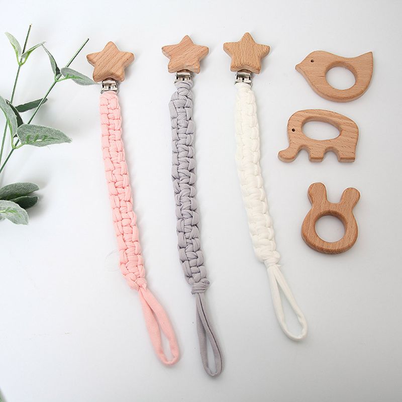 Attache sucette étoile macramé