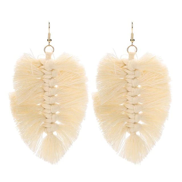Boucle d'oreille macramé plume beige