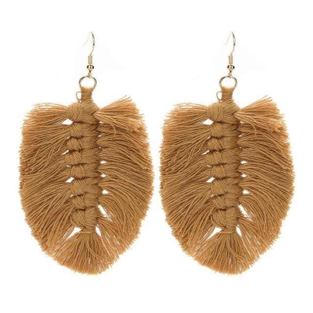 Boucle d'oreille macramé plume marron