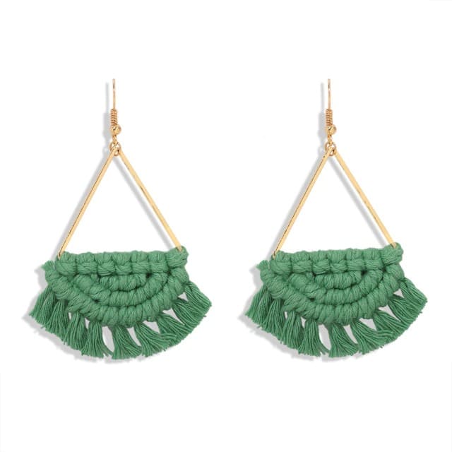 Boucle d'oreille pompon macramé vert