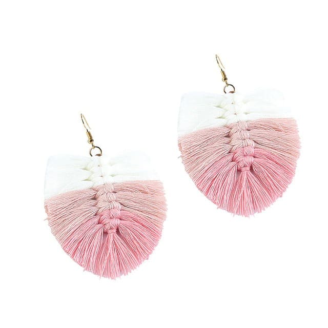 Boucle d'oreille feuille macramé rose