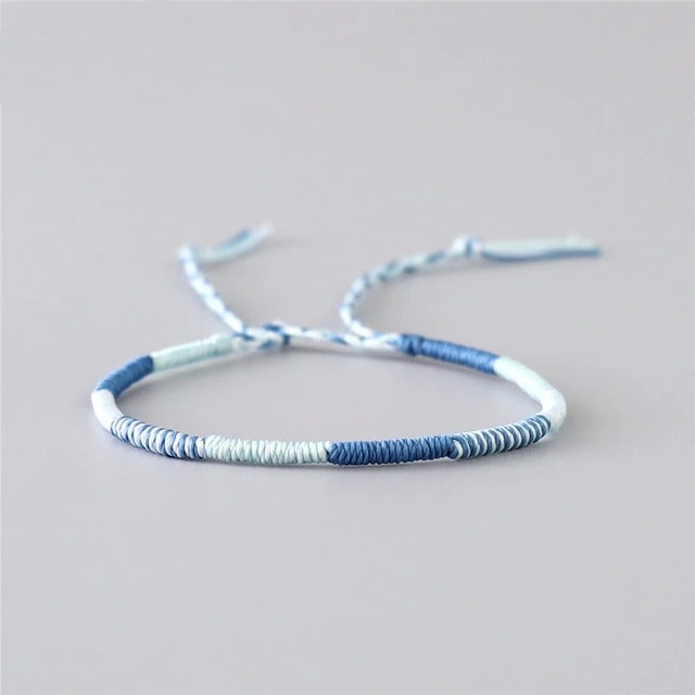 Bracelet d'amitié macramé bleu