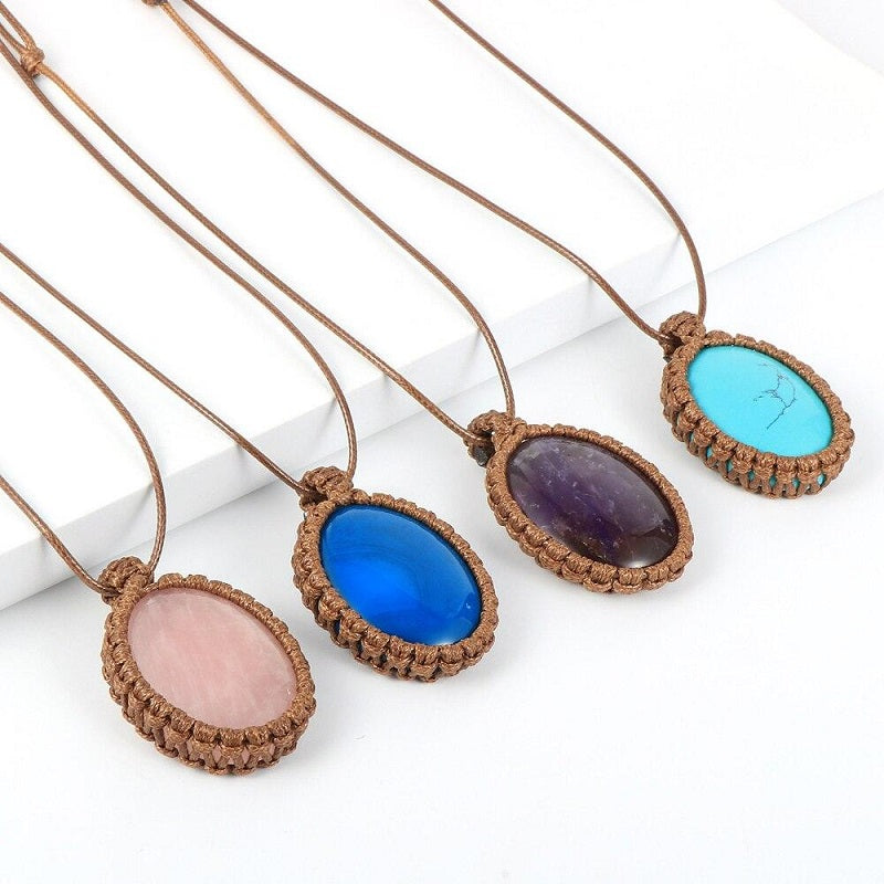 Collier macramé pierre