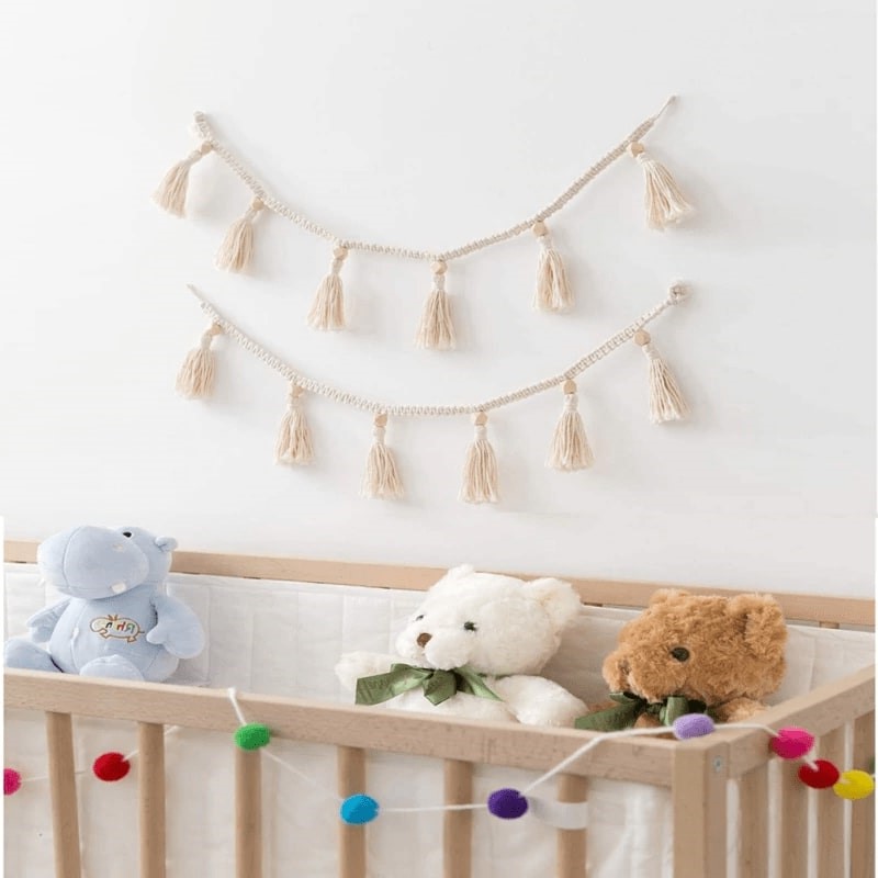 Guirlande pompon macramé