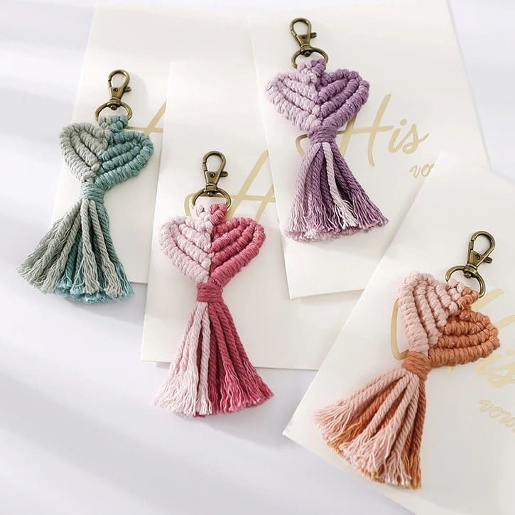 Porte clé macramé cœur
