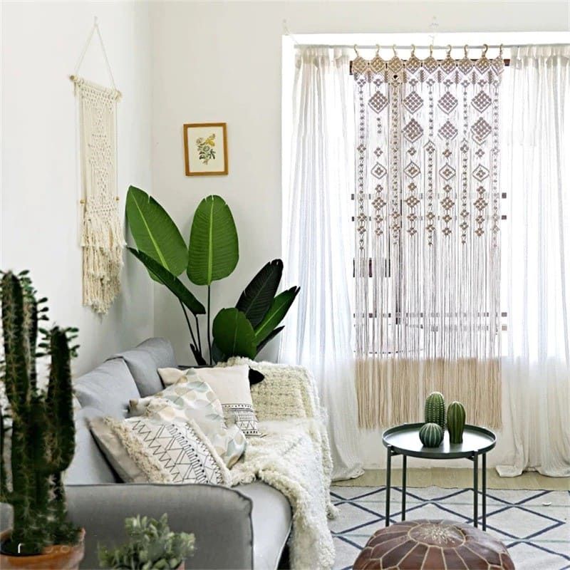 Rideau beige en coton macramé