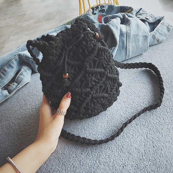 Sac bourse noir macramé