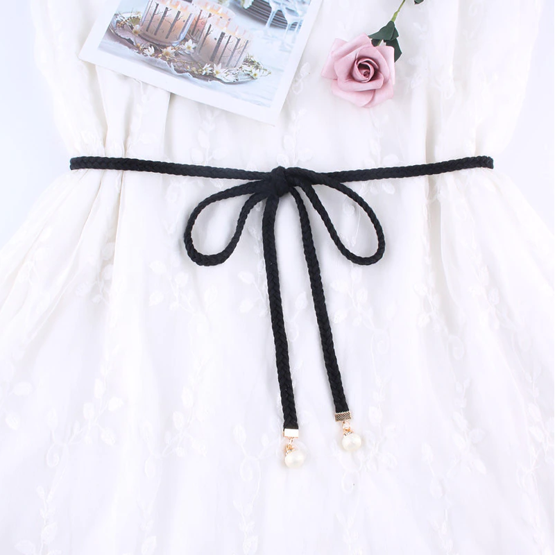 Ceinture macramé noire à perles