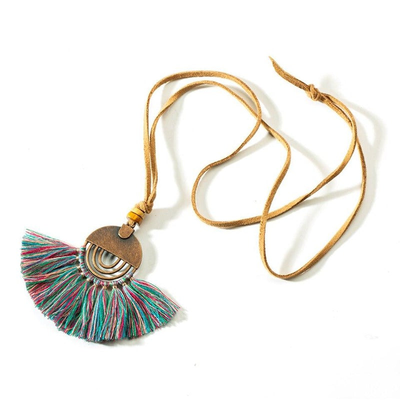 Collier style bohème en macramé