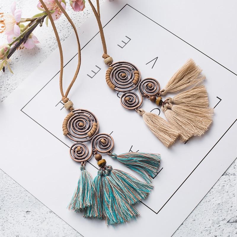 Collier macramé spirale